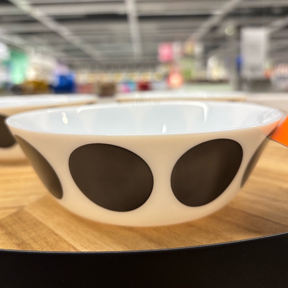 4 piece IKEA White & black Bowl w Black Dot Pattern for cereal soup oatmeal new - Picture 3 of 9